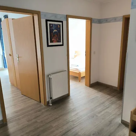 アパート Mecklenburg 15 *